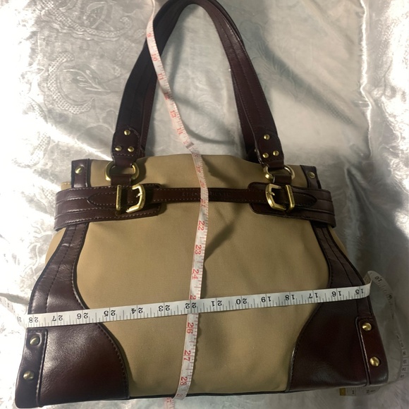 ETIENNE AIGNER Elegant Brown Shoulder Bag - Perfect Condition, Great Deal! - Picture 10 of 16